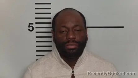 Mugshot of NATHANIEL BARNES