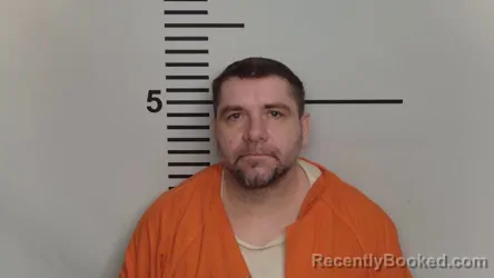 Mugshot of JAMES THOMAS MEREDITH