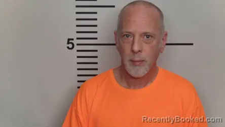 Mugshot of ROBERT CARL ARCHAMBAULT