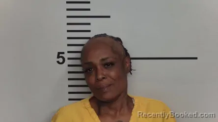 Mugshot of LAKESHA S COMPTON
