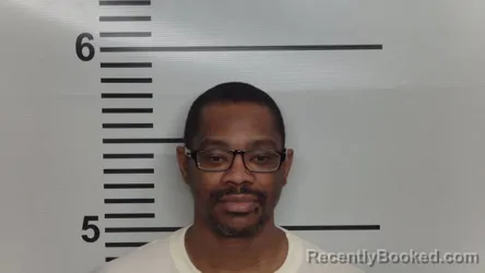 Mugshot of DONDEL M SHAW booked in Jefferson County, Kentucky on March 17, 2026