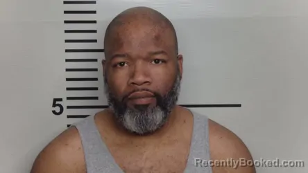 Mugshot of VEEKO AZRIAH LUCAS booked in Jefferson County, Kentucky on March 17, 2026