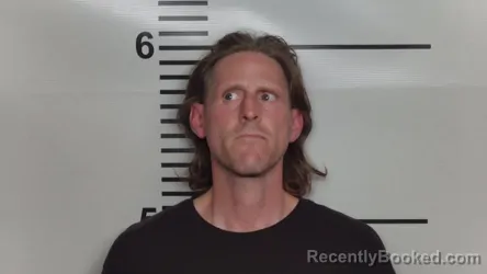 Mugshot of ERIC J YOUNGER booked in Jefferson County, Kentucky on March 20, 2026