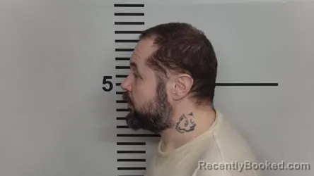 Mugshot of DUSTIN WAYNE GRIFFITH booked in Jefferson County, Kentucky on March 24, 2026