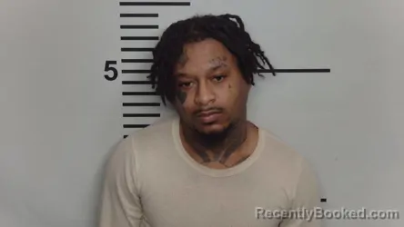 Mugshot of SHEMARI ROBERTSON booked in Jefferson County, Kentucky on March 25, 2026