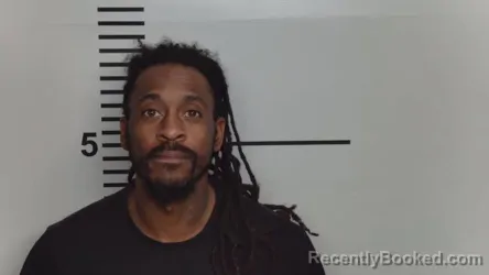 Mugshot of ERIC TYRONE JACKSON booked in Jefferson County, Kentucky on March 28, 2026