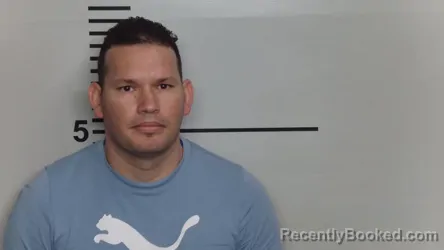 Mugshot of EVER GENNY ABAD VIDAL booked in Jefferson County, Kentucky on March 28, 2026