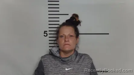 Mugshot of AMANDA HADLEY booked in Jefferson County, Kentucky on March 31, 2026