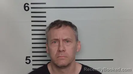 Mugshot of JASON RAY HISEL booked in Jefferson County, Kentucky on April 3, 2026
