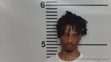 Mugshot of SHIJUAN SIMMONS booked in Jefferson County, Kentucky on April 11, 2026