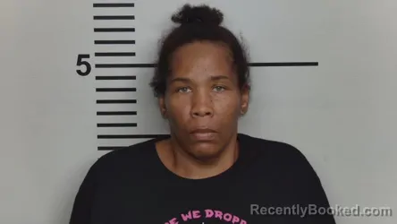 Mugshot of RESHAANA LANET SERRANO GARCIA booked in Jefferson County, Kentucky on April 15, 2026