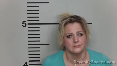 Mugshot of CARLY J SMITH booked in Jefferson County, Kentucky on April 16, 2026