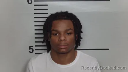 Mugshot of KER'RON KENDELL WILLIAMS booked in Jefferson County, Kentucky on April 17, 2026