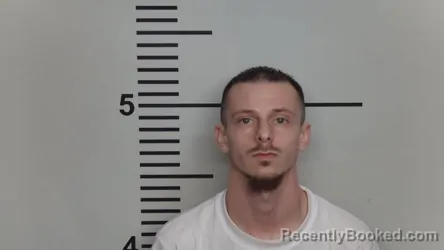 Mugshot of DEVIAN S MILLER booked in Jefferson County, Kentucky on April 25, 2026