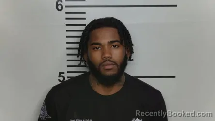 Mugshot of JADEN JAVONTAE DAVIS booked in Jefferson County, Kentucky on April 25, 2026