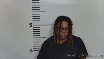 Mugshot of BROOKLYN LAUR'ASIA DORSEY booked in Jefferson County, Kentucky on May 25, 2026