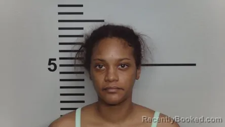 Mugshot of JAMAIYA LASHON DAVIS booked in Jefferson County, Kentucky on May 25, 2026