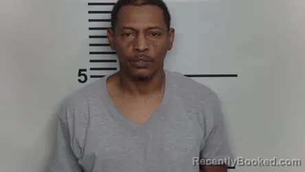 Mugshot of RASHAUN JAMAL TINSLEY booked in Jefferson County, Kentucky on May 31, 2026
