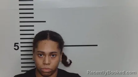 Mugshot of KELMAE LENE WILSON booked in Jefferson County, Kentucky on June 5, 2026