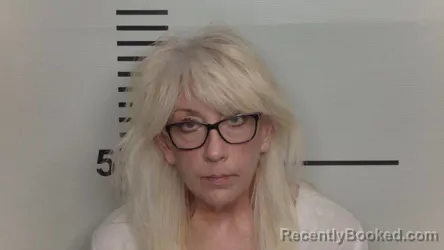Mugshot of Carrie Lynn Sparks booked in Jefferson County, Kentucky on July 29, 2026
