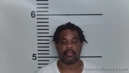 Mugshot of Adrian Lavon Williams booked in Jefferson County, Kentucky on August 20, 2026