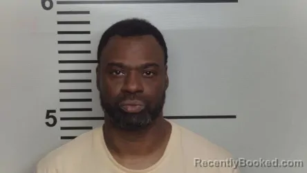 Mugshot of Gary Dewayne Struggs booked in Jefferson County, Kentucky on August 27, 2026
