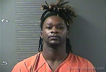 Mugshot of GARTH L BROOKS