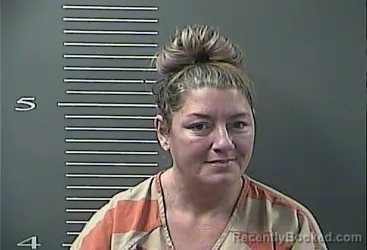 Mugshot of SARAH TAVIA ESTEP