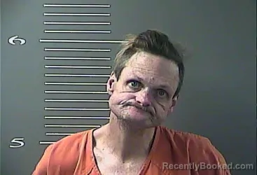 Mugshot of FRANKIE LEE MAYNARD