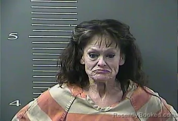 Mugshot of SHANNEN A RATLIFF