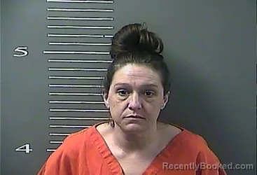 Mugshot of DANIELLE ELYCE PACK