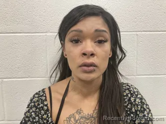 Mugshot of TORIA AMOR RIVERA