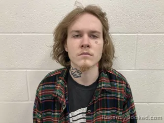 Mugshot of EATHEN GLENN REED