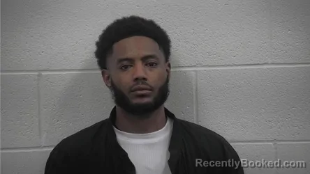 Mugshot of DEVONTE SHAUNQUINN WALKER
