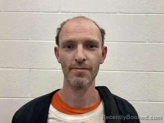 Mugshot of JUSTIN MICHAEL OWEN