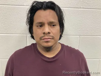 Mugshot of JERONIMO NMI REYNOSO
