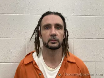 Mugshot of DAVID LEE COMPTON