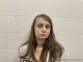 Mugshot of DESIRAE CHAZNAE FIELDS