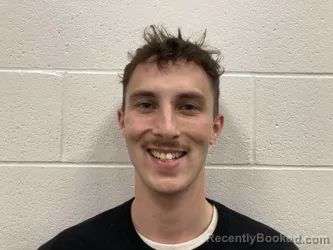 Mugshot of KYLE GABRIEL LOWE