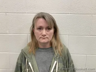 Mugshot of EVELYN MARIE GIFFORD booked in Kenton County, Kentucky on April 18, 2026