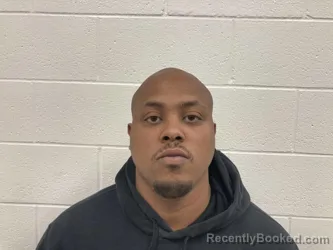 Mugshot of TAYMAR MALIK DAVIS booked in Kenton County, Kentucky on April 30, 2026