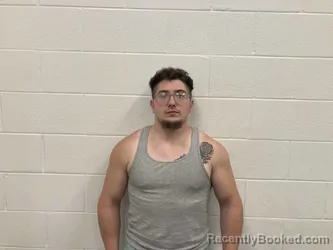Mugshot of HUNTER LEE WADE booked in Kenton County, Kentucky on May 3, 2026