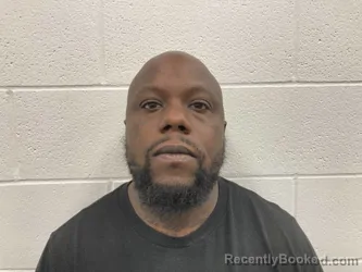Mugshot of ROBERT CHARLESTON GLASPER booked in Kenton County, Kentucky on May 5, 2026