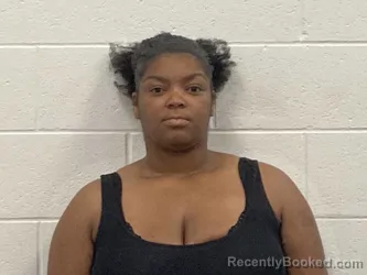 Mugshot of CHLOE ELIZABETH KELLY booked in Kenton County, Kentucky on June 9, 2026