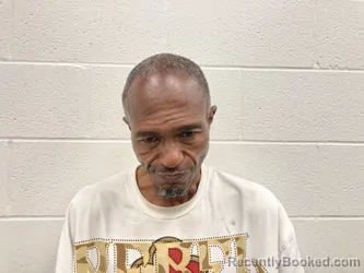 Mugshot of ERIC JUAN SANDERS booked in Kenton County, Kentucky on June 18, 2026