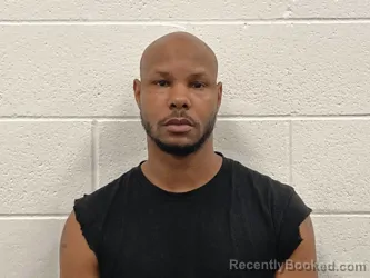 Mugshot of JAMES TYRESE HUNTER booked in Kenton County, Kentucky on June 24, 2026