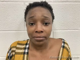 Mugshot of LAQUIESHA JASHAWNNA HOLLOMAN booked in Kenton County, Kentucky on June 25, 2026
