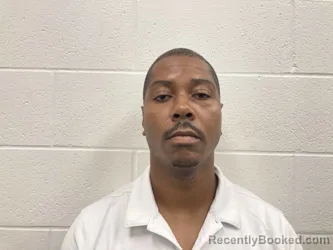 Mugshot of DEMETRIUS ROLANDO HILL booked in Kenton County, Kentucky on July 30, 2026