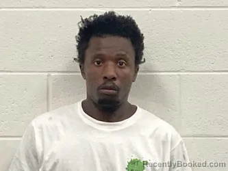 Mugshot of Antonio Lamont Shields booked in Kenton County, Kentucky on August 25, 2026