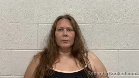 Mugshot of Amanda Elise Morris booked in Kenton County, Kentucky on September 25, 2026